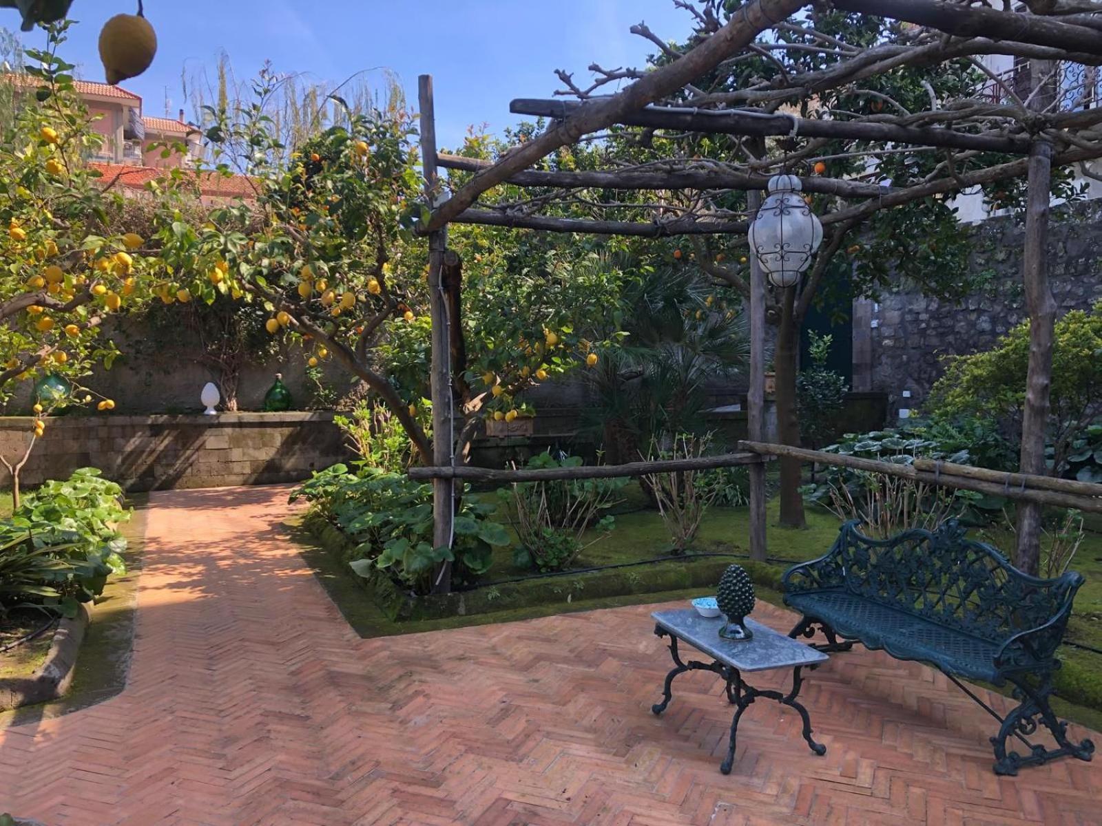 Chalet Lidia Sorrento Bagian luar foto